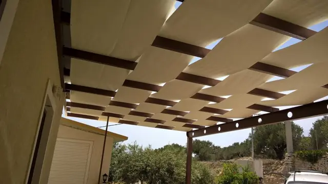 Σκίαση πέργκολας με κυματιστό ύφασμα