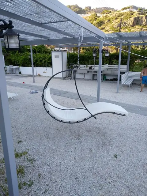 Κρεμαστή ξαπλώστρα εξωτερικού χώρου με νέα επένδυση